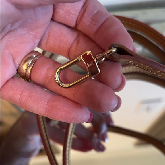 Louis Vuitton Tan and Brown Leather Strap with Gold Clasps - Picture 4 of 7